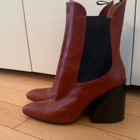 Chloe Women's Leather Ankle Boots with Chunky Heel size 39 - Picture 3 of 7